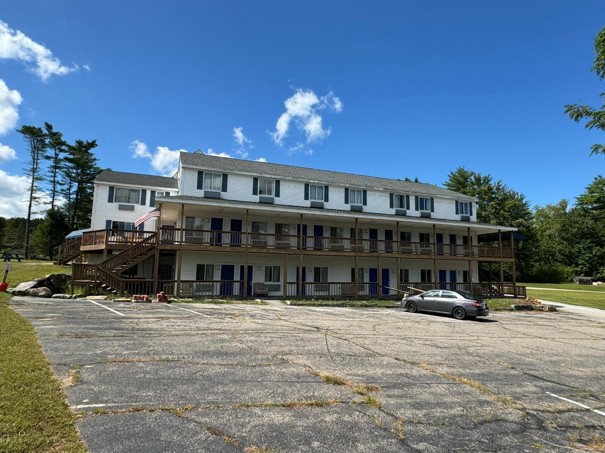 Winnisquam Lake Inn Tilton Esterno foto